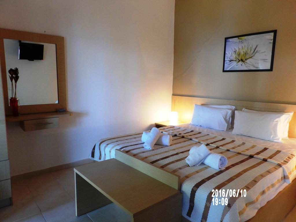 Peristeridi Apartments 폴리크로노 외부 사진